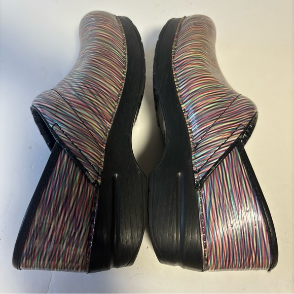 dansko 39 professional style stripe clog shoe multi-color pre-owned - Picture 6 of 13